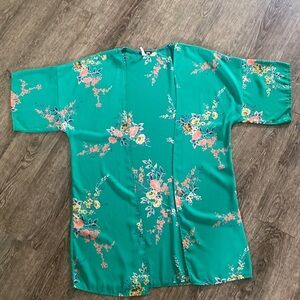 Fashion Nova Kimono Women Large Green Floral Summer Vacation Cape Lightweight